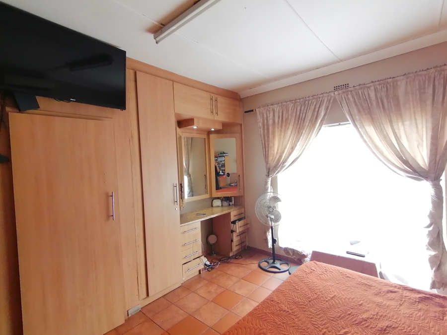 4 Bedroom Property for Sale in Stilfontein Ext 4 North West